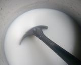 Foto langkah ke 1 dari resep Pudding Susu Kulit Roti.