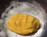 A picture of step 2 of Green Tea baked Savoury Disc.