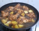 Foto langkah ke 5 dari resep Semur Ayam Kentang|Resep Ibu.