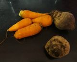 A picture of step 1 of Beetroot &carrot soup.
