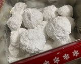 A picture of step 11 of Traditional Kourabiedes with Less Sugar and Lots of Secrets (Greek Christmas Snowball Cookies).