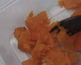 Foto langkah ke 2 dari resep Donat Labu.