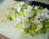 Foto del paso 3 de la receta: Potaje de garbanzos y coles