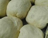 Foto langkah ke 5 dari resep Roti Sobek.