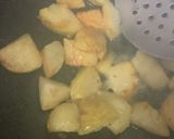 A picture of step 1 of Banarasi Aloo Tamatar Chaat.