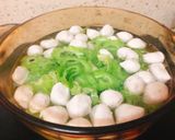 Hình bước làm 4 của món Canh Khổ Qua Nấu Chả Cá