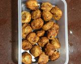A picture of step 3 of Banana Fritters.