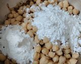 A picture of step 4 of Chana koliwada.