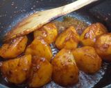 A picture of step 5 of Khattay Aloo 😋.