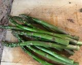 A picture of step 1 of Asparagus and eggs.