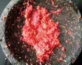 Foto langkah ke 1 dari resep Sambal goreng kentang udang.