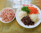 Hình bước làm 1 của món Bánh gối nhân thịt gà