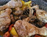 Foto del paso 4 de la receta: Pollo en salsa con ciruelas y champiñones