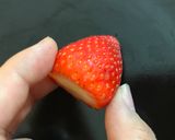 Foto del paso 10 de la receta: Daifuku de Fresa ~Pastelito de Arroz con Pasta de Frijol Dulce Estilo Japonés~