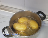 Foto del paso 1 de la receta: Bolitas de patata, sobrasada y mozzarella
