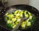 A picture of step 3 of Chutney wale khatte meethe kaddu ki sabzi.