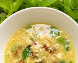Foto langkah ke 5 dari resep Egg drop soup / sup telur.