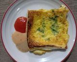 Foto langkah ke 4 dari resep Roti bakar telur.