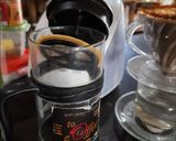 Foto langkah ke 3 dari resep Kopi Planet Biru Bunga Telang.