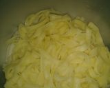 A picture of step 3 of Handmade pasta with chicken.