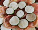 Foto del paso 3 de la receta Carpaccio de calabacín y tomate