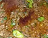 A picture of step 4 of Pyaz gosht.