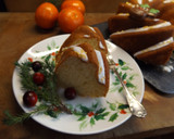 Foto del paso 4 de la receta: Bundt cake navideño de clementinas con glaseado de rosas