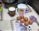 صورة لخطوة 1 من وصفة حلوى بالبسكويت معسلة