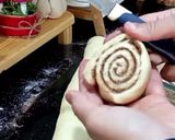 صورة لخطوة 7 من وصفة سينامون رولز