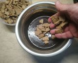 Foto del passaggio 7 della ricetta Salame di cioccolato al Ciobar
