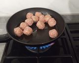 Foto del paso 1 de la receta Albóndigas a la cerveza olla exprés