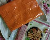 A picture of step 1 of Cheesy Kulit Popiah.