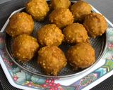A picture of step 17 of Aloo Matar Sabudana Vada.