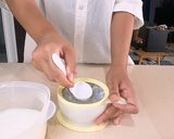 Foto langkah ke 3 dari resep Bubur dari Nasi untuk bayi 6 bulan (MPASI) dan cara MENYIMPANnya.