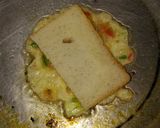 A picture of step 3 of Egg Cheese sandwich.