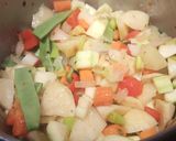 Foto del paso 2 de la receta Crema de verduras al vino