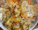 Foto langkah ke 3 dari resep Isian pastel atau risol.