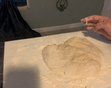 Foto del paso 3 de la receta: Pizza de Peperoni🍕✨