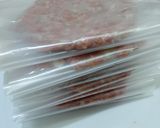 Foto langkah ke 2 dari resep Beef patty burger.
