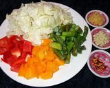 A picture of step 3 of Meatballs with Stir-Fried Vegetables and Tangerine Sauce, Jon Style.