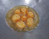 Foto langkah ke 7 dari resep Bola bola makaroni.