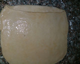A picture of step 3 of Soft layered chapati.