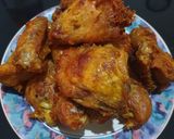 Foto langkah ke 5 dari resep Ayam Goreng Presto Bumbu Kuning.