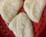 A picture of step 4 of Air-fry Shrimp Bao.