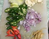 Foto langkah ke 1 dari resep Ayam Kecap Cabe Ijo.