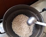 A picture of step 1 of Aval Payasam.