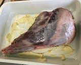 Une image de l'étape 6 de Gigot d'agneau à l'ail mariné, thym et romarin frais.