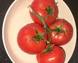 Foto del passaggio 2 della ricetta Pomodori farciti, freschi e profumati🍅🍚🌿