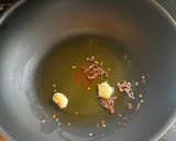 Foto del paso 1 de la receta: Spaghettis n5 con calamares y aceitunas