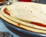 Foto del paso 2 de la receta: Quesadillas extra de queso 🧀🧀